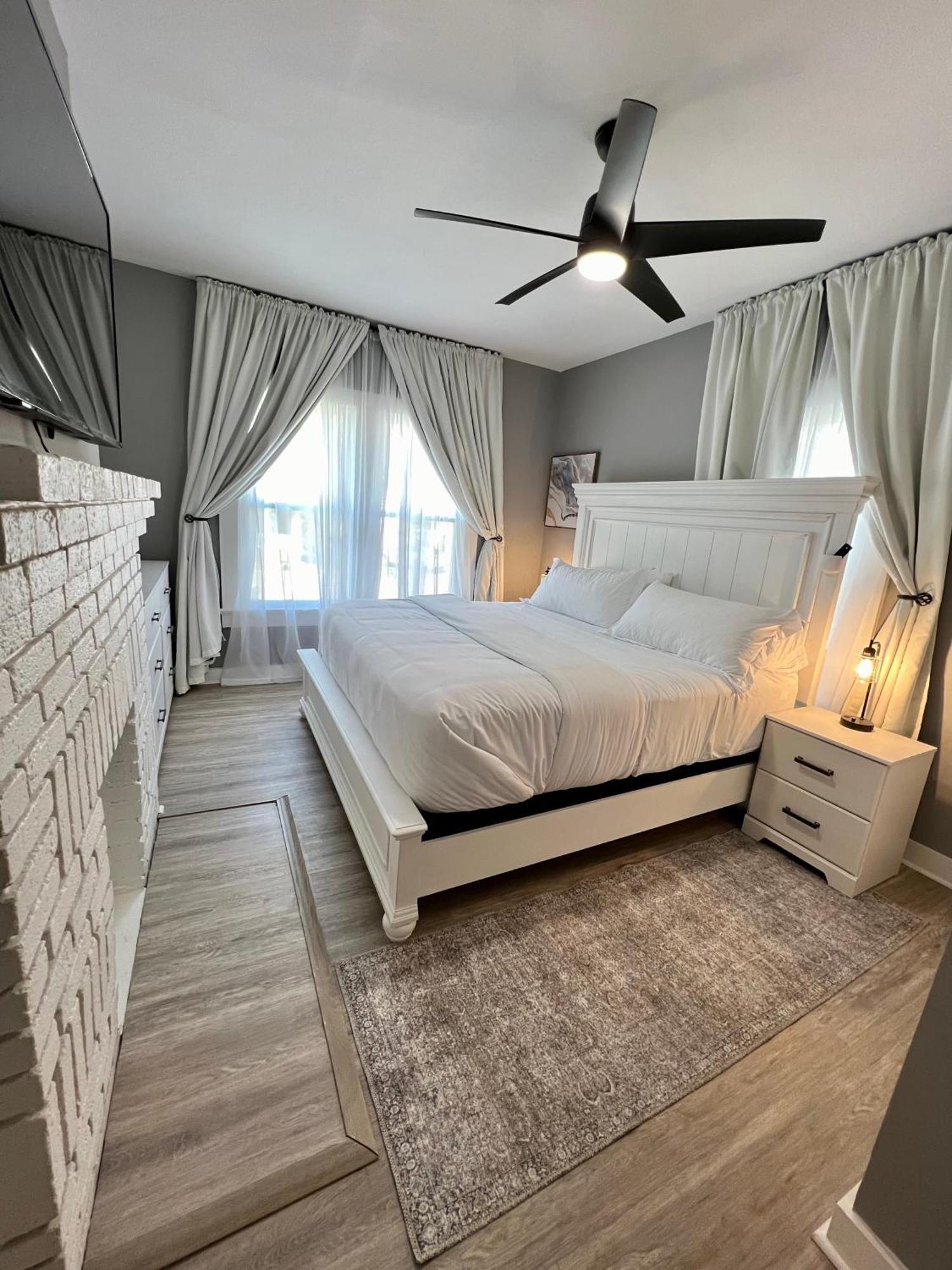 Charming 2Br 2Ba 10 Min Dt Airport By Lsp Homes Атланта Экстерьер фото