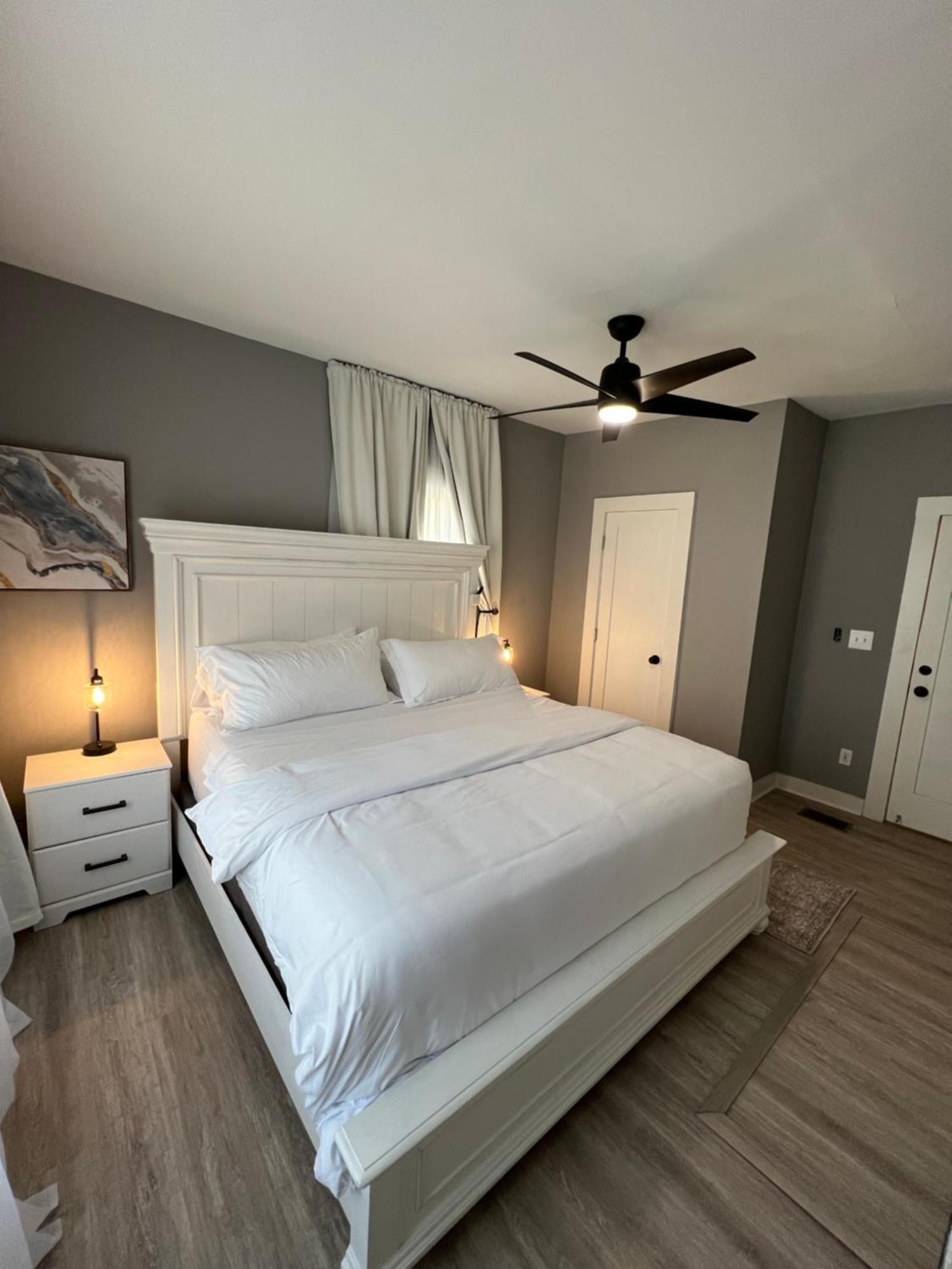 Charming 2Br 2Ba 10 Min Dt Airport By Lsp Homes Атланта Экстерьер фото