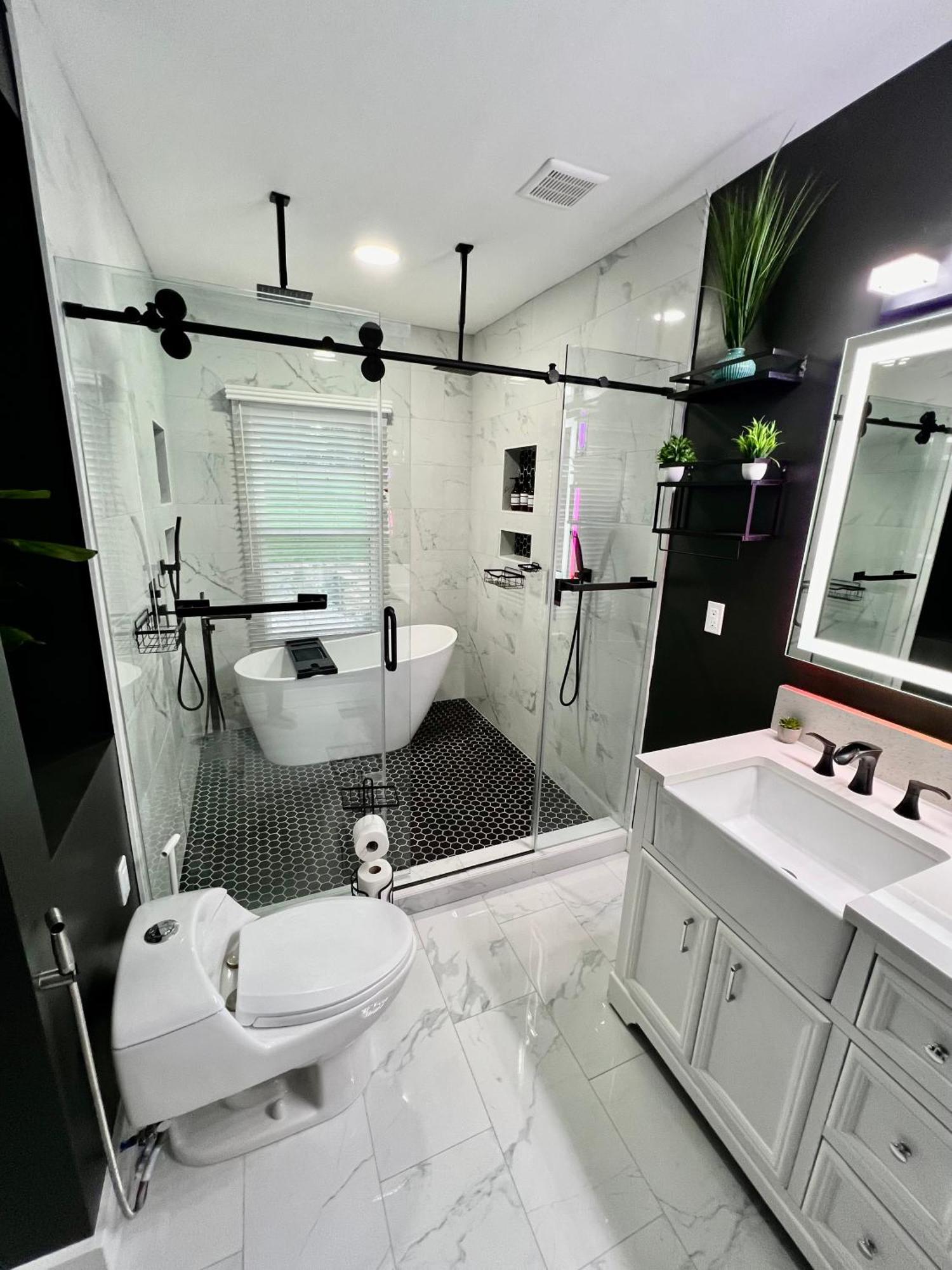 Charming 2Br 2Ba 10 Min Dt Airport By Lsp Homes Атланта Экстерьер фото
