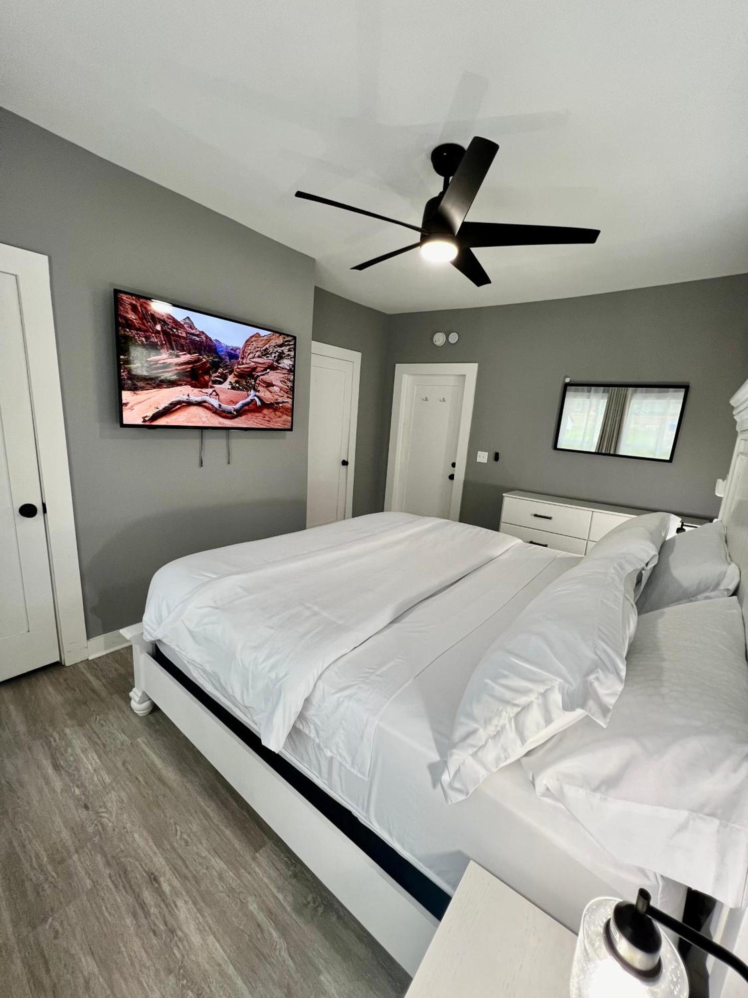 Charming 2Br 2Ba 10 Min Dt Airport By Lsp Homes Атланта Экстерьер фото